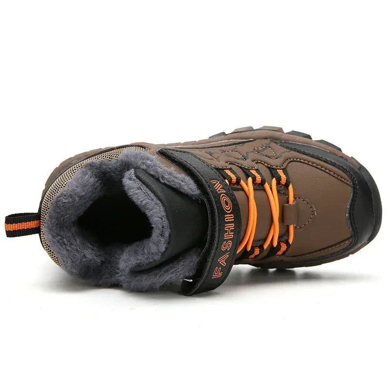 New Classic Snow Boot Boy Wear Resisting Outdoor Sports Hiking Shoes Climbing Shoes Anti Skid Claw Footwear Children Sneakers